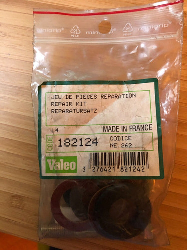 Jeu pieces 182124 valeo - pieces,